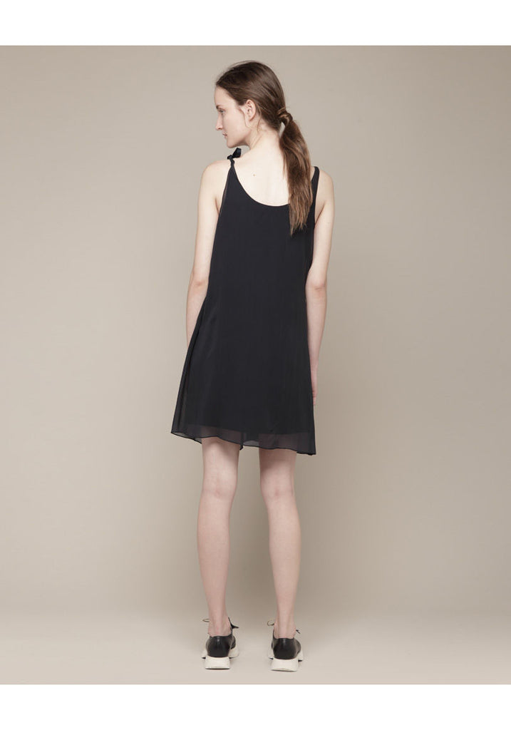 Sleeveless Ribbon Pulled Dress