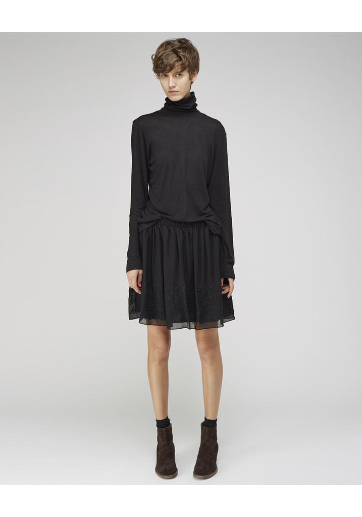 Lightweight Turtleneck