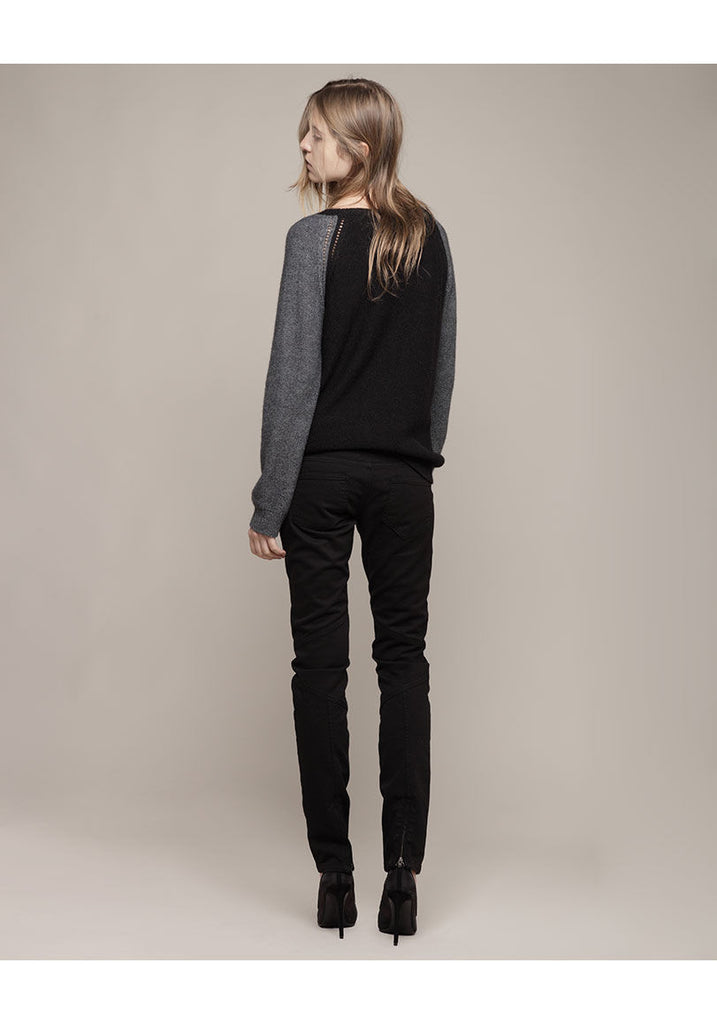 Zipper Pocket Skinny Jeans