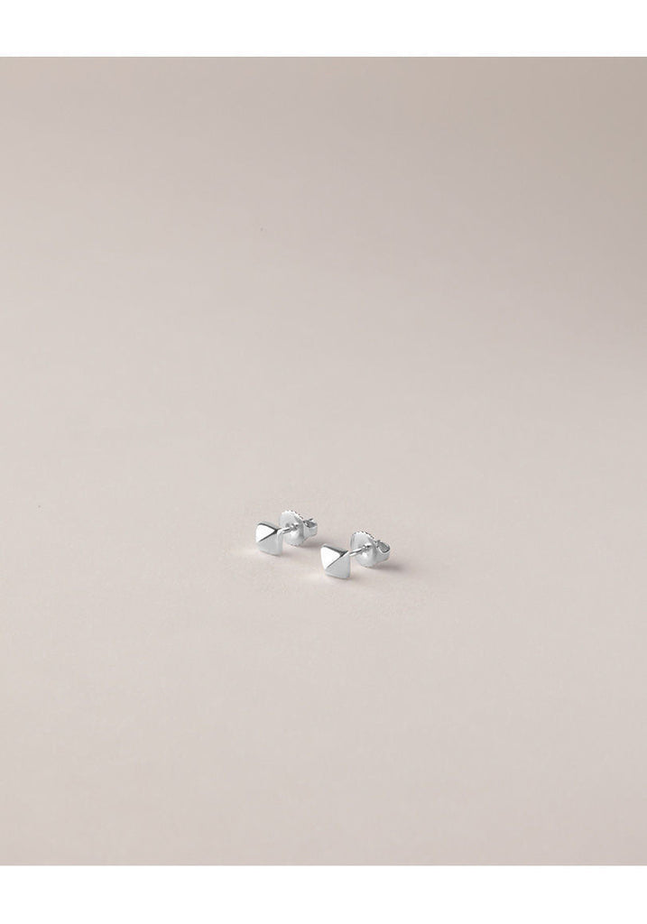 Small Pyramid Studs