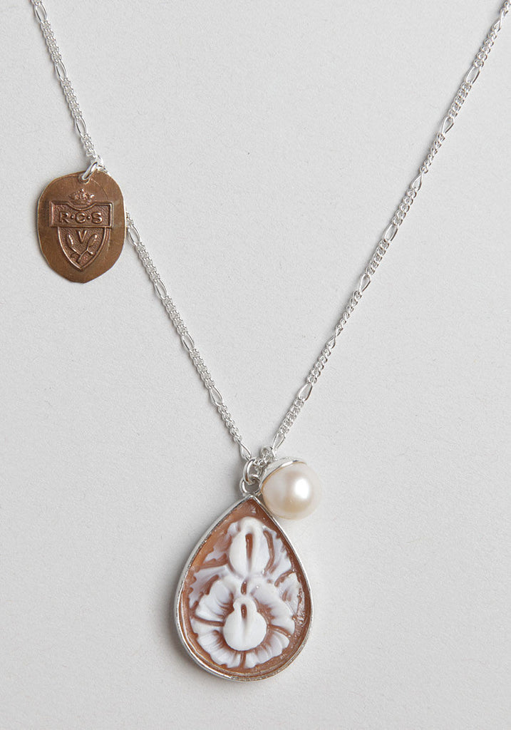 Short Cameo Necklace