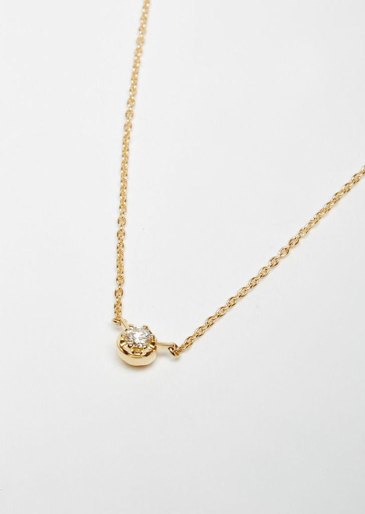 Unity One-Stone Diamond Necklace 01