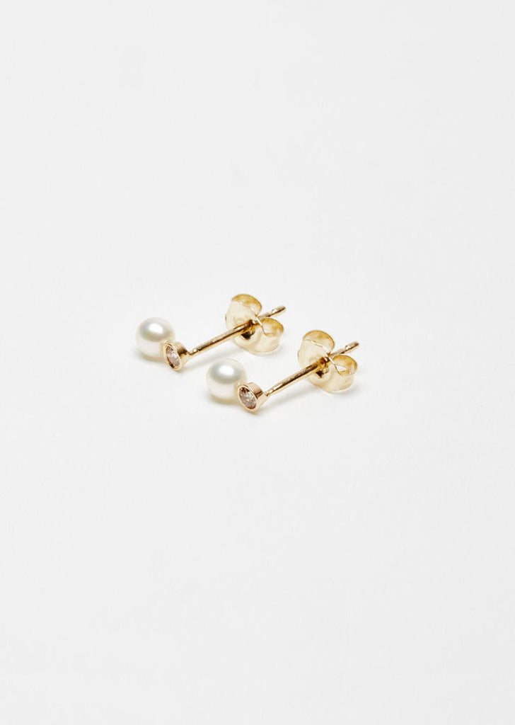 Diamond Pearl Studs