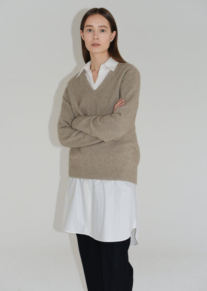 Racoon V-Neck Knit – La Garçonne