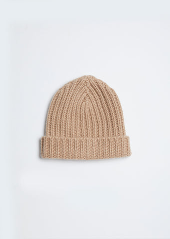 Cashmere Ribbed Beanie — Camel