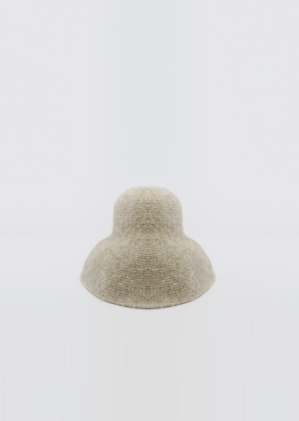 Big Bell Hat – La Garçonne