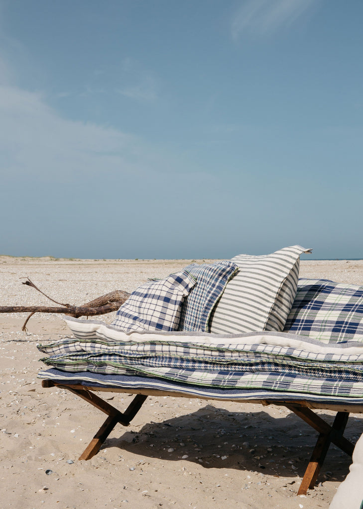 Cotton Check Futon — Blue