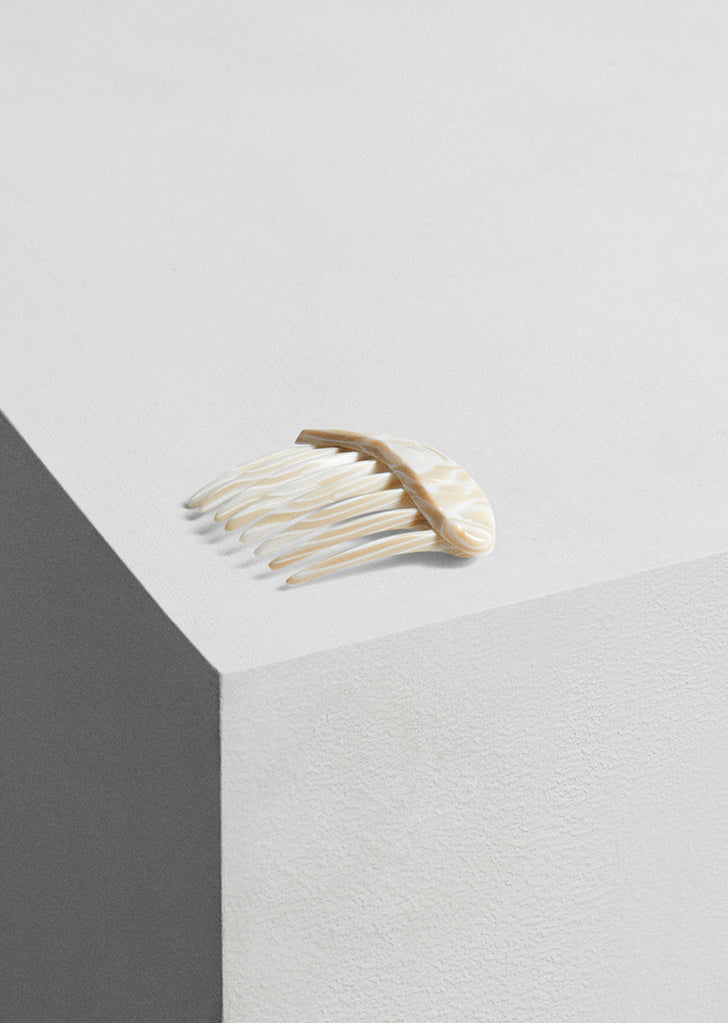 Small Mollusc Comb — Mother Of Pearl