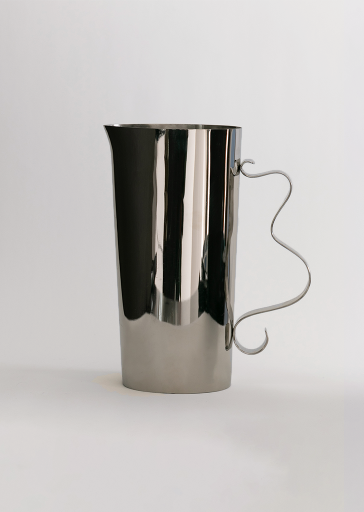 Squiggle Pitcher