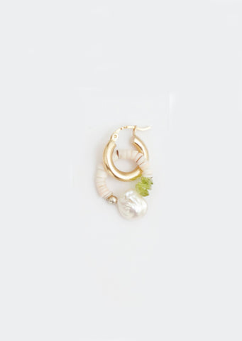 Che Bomba Earring Peridot Shell Hoop - Single