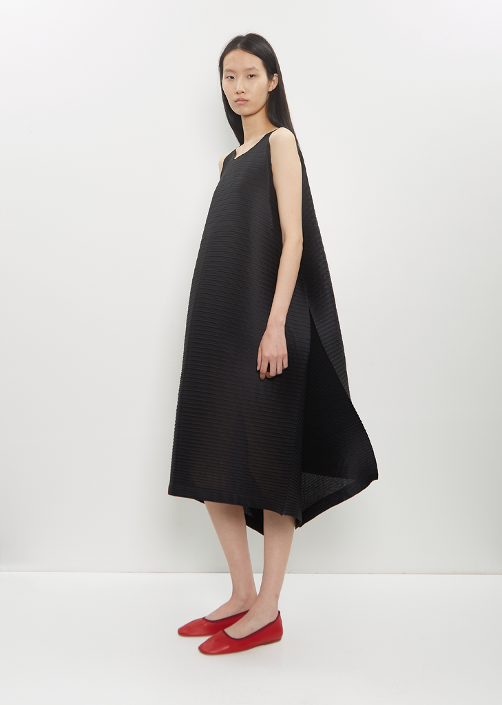 Poly-Triacetate Paneled Pleats Dress — Black
