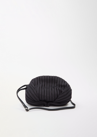 Linear Knit Bag-46 — Black