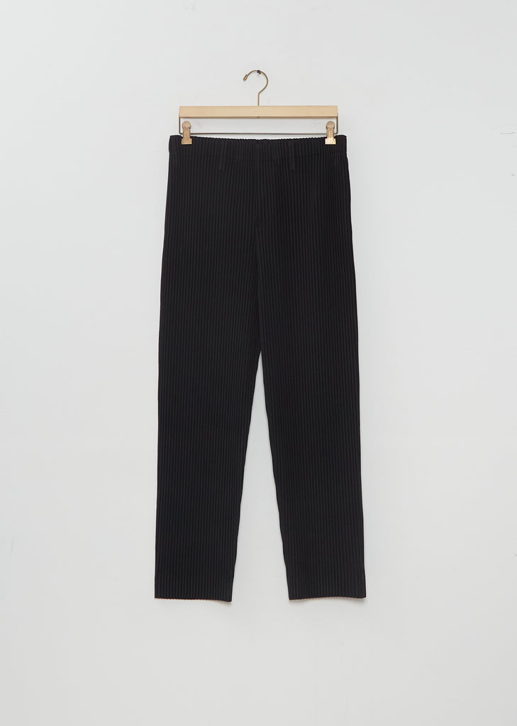 Pleated Basic Trouser — Black