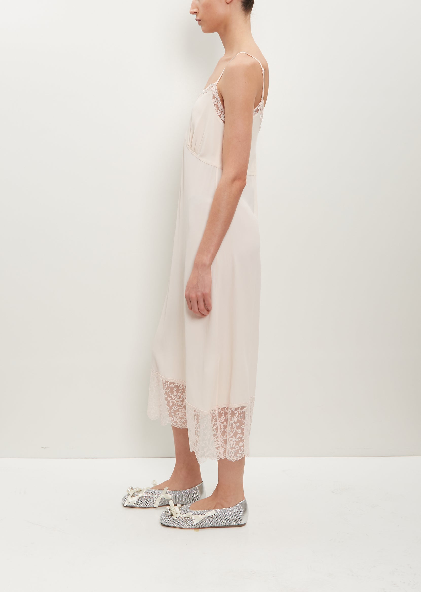 Slip Dress W/ Deep Lace Trim Pale Rose La Garonne Slip Dress W/ Deep Lace Trim Pale Rose La Garonne