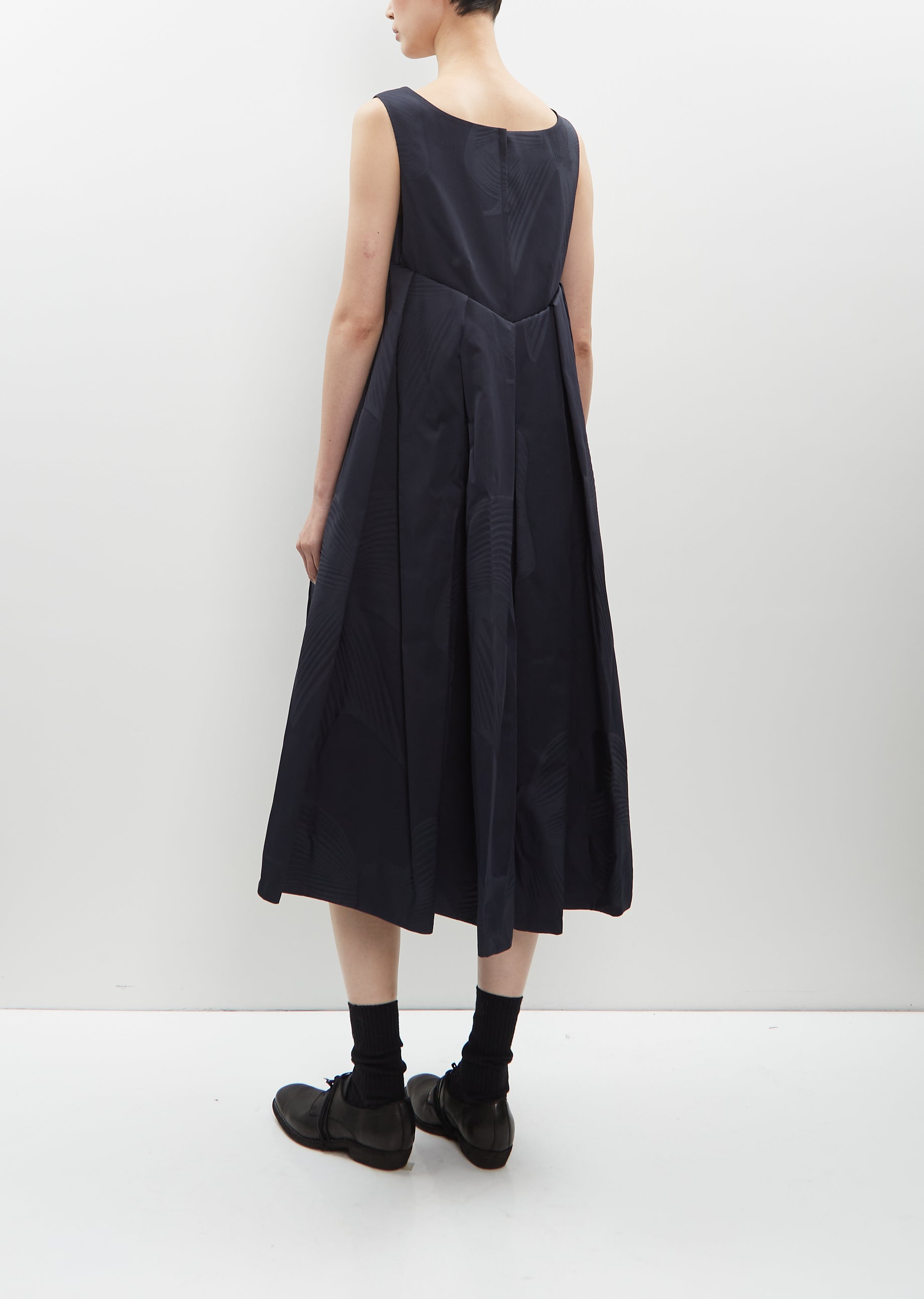 Cocoon Dress Black Crane Pleated Dress Pleated V-Neck Dress In Black Cocoon Dress Black Crane Pleated Dress Pleated V-Neck Dress In Black