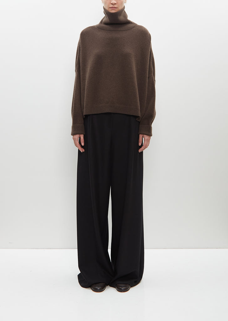 T-Neck Chunky Sweater — Castoro