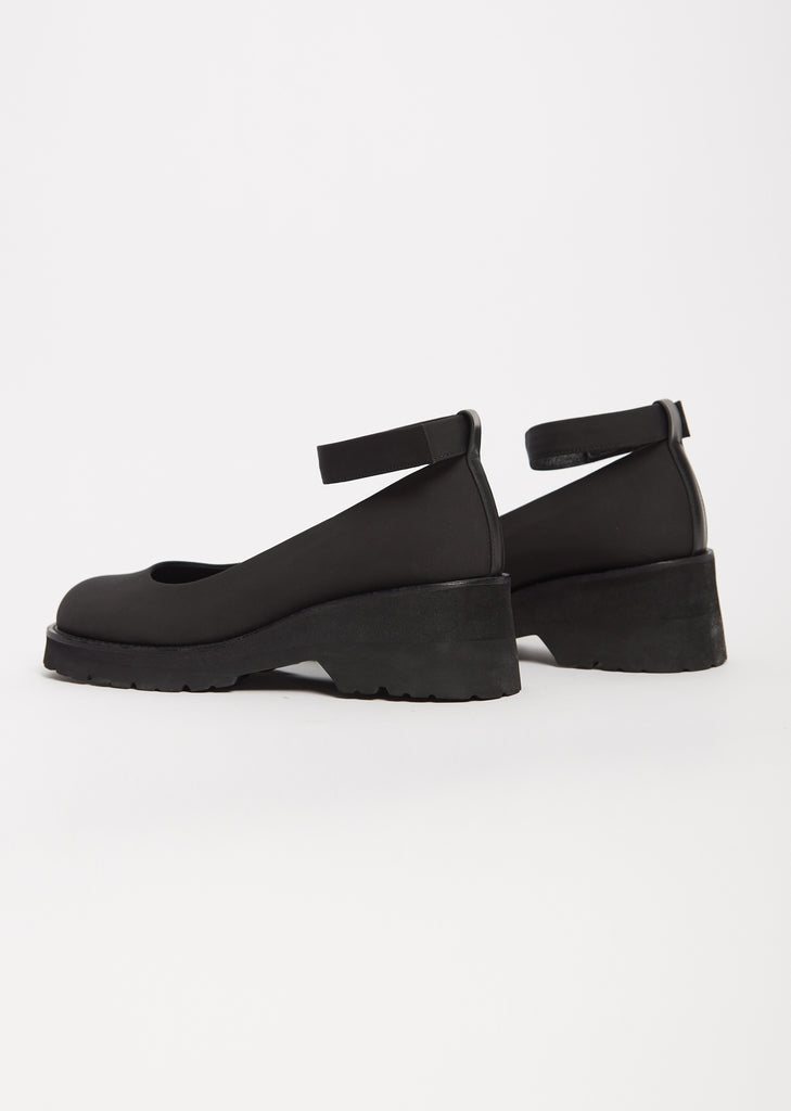 Round Toe Strap Shoes — Black