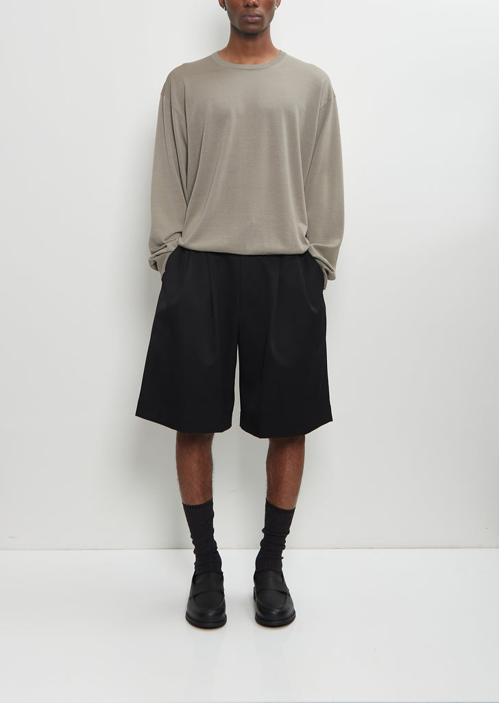 Wide Easy Short Trousers — Black