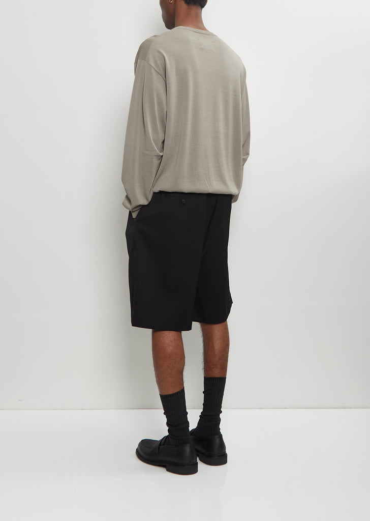 Wide Easy Short Trousers — Black