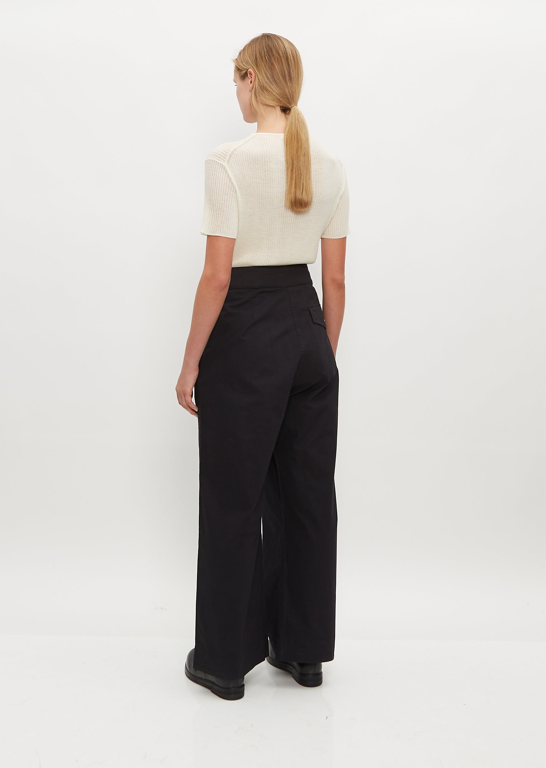 Pleated Wide Leg Trouser — Black – La Garçonne1