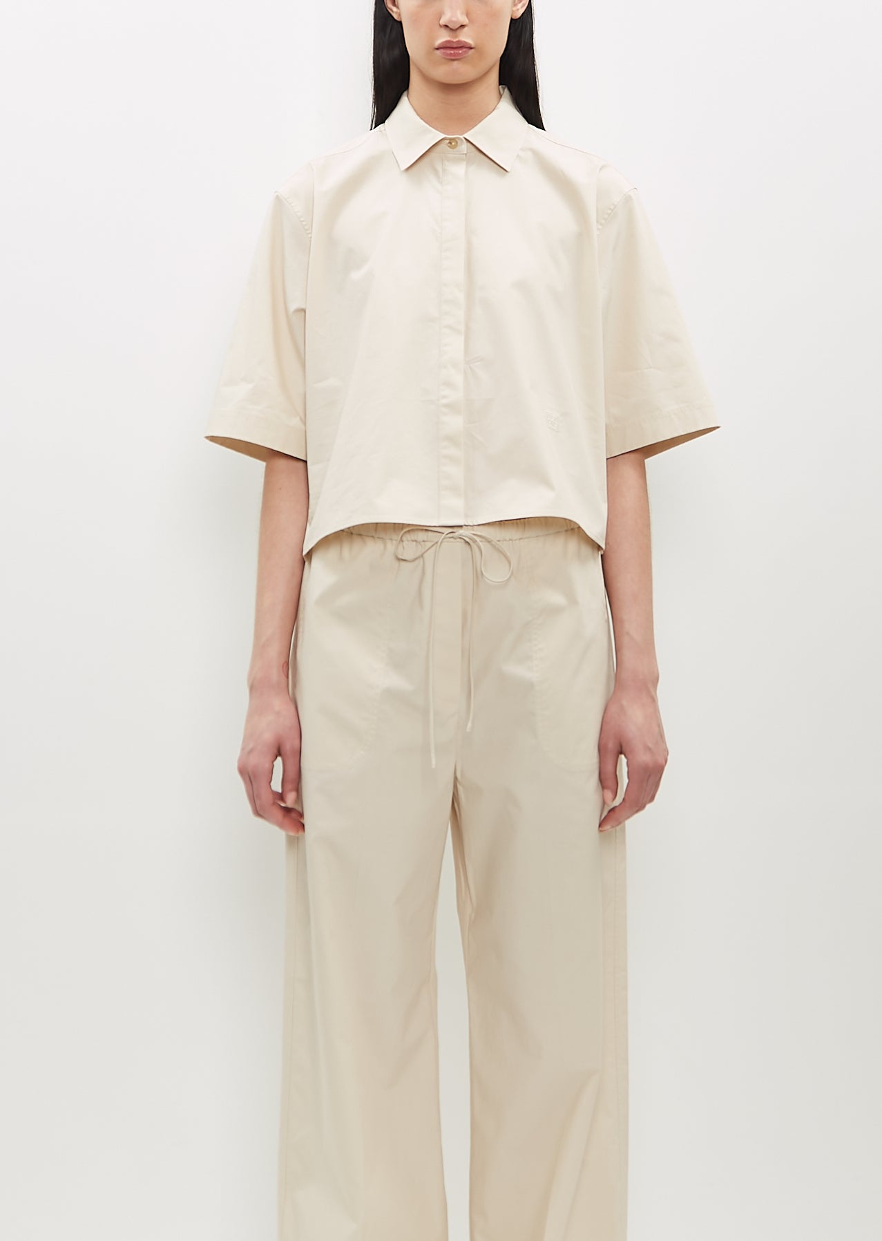 Cropped Cotton Poplin Shirt — Stone – La Garçonne