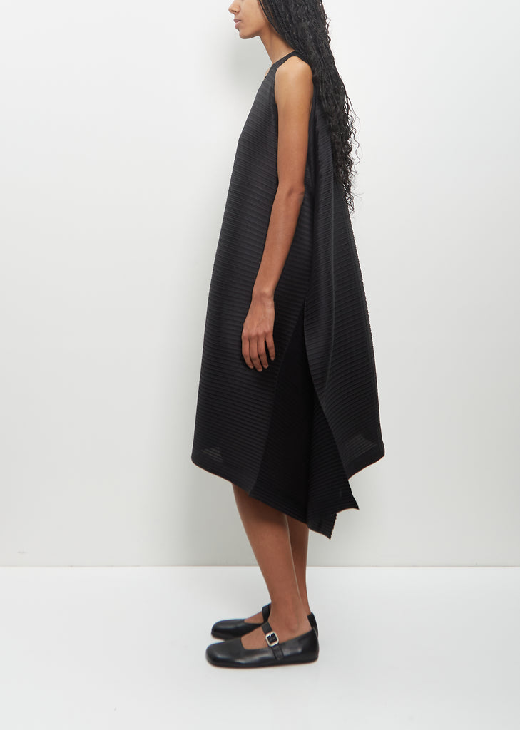 Poly-Triacetate Paneled Pleats Dress — Black