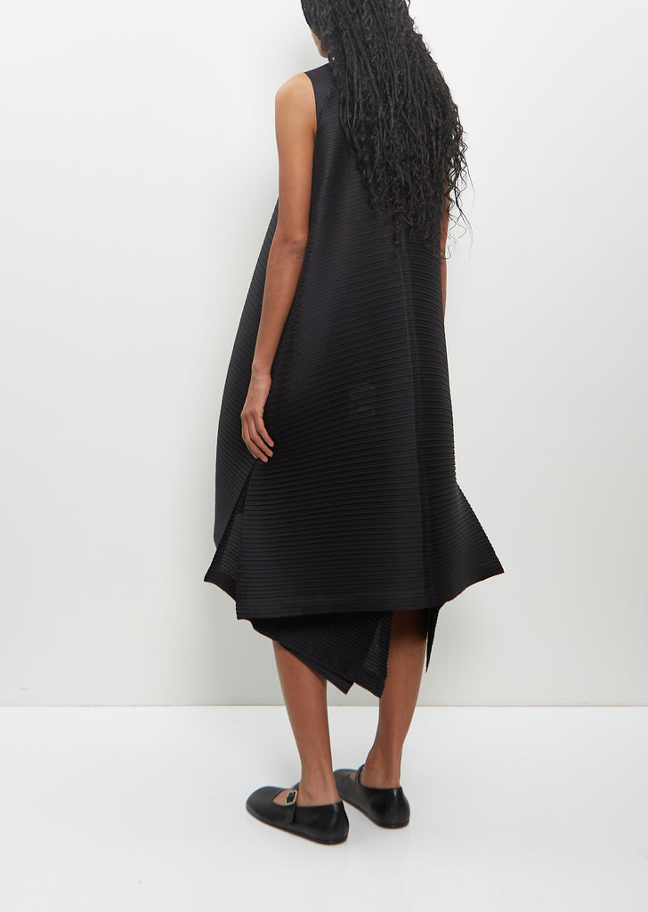 Poly-Triacetate Paneled Pleats Dress — Black