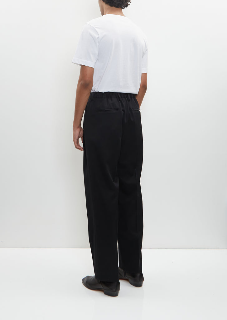 Two Tuck Easy Trousers — Black