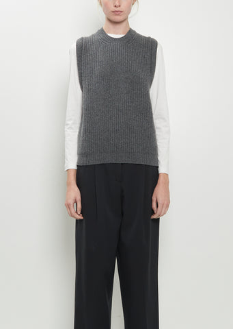 English Rib Pullover Merino Wool Vest — Charcoal