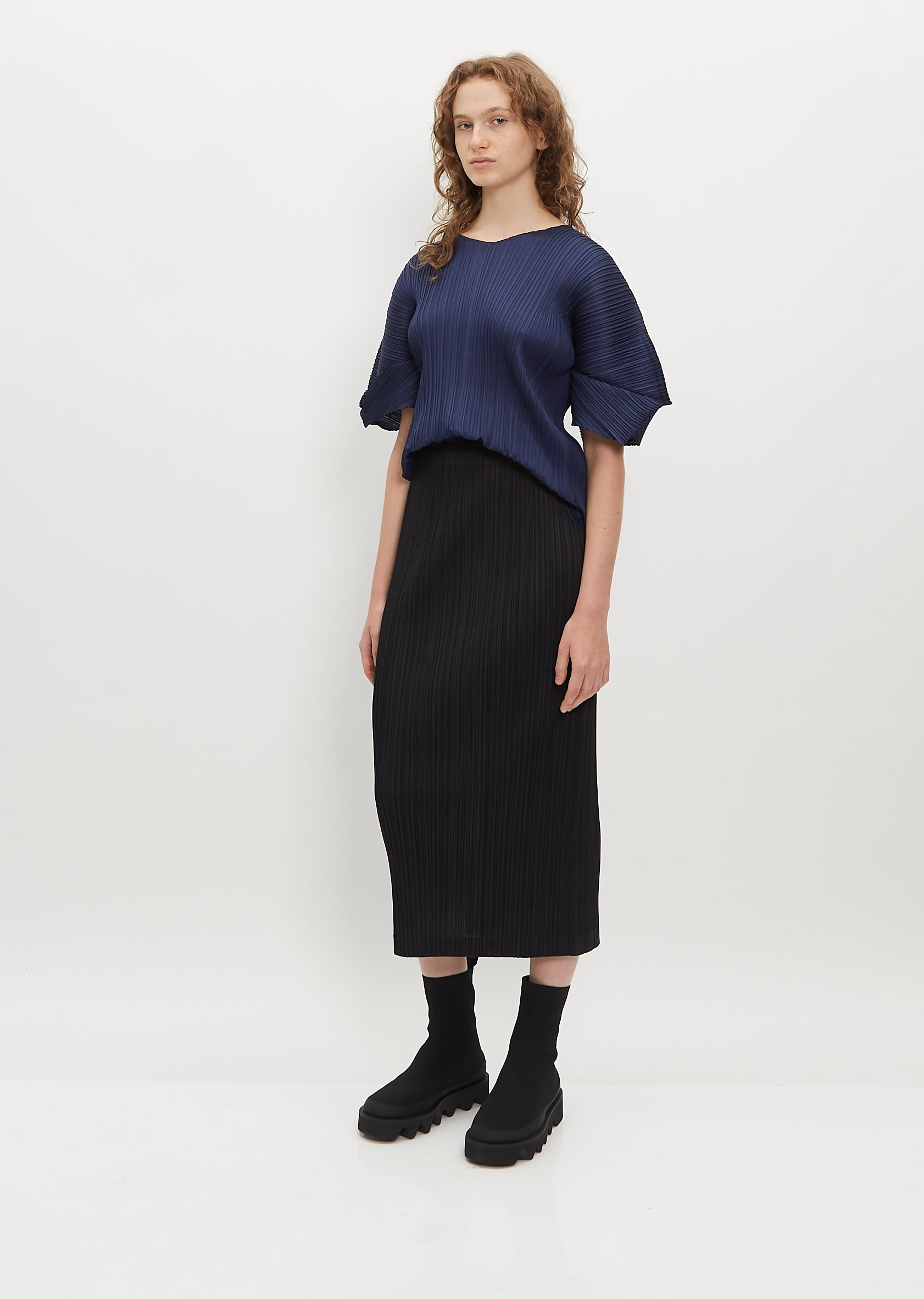 【louren】MERMAID PLEATS SKIRT Ｍsize Pleated Straight Skirt – La Garçonne