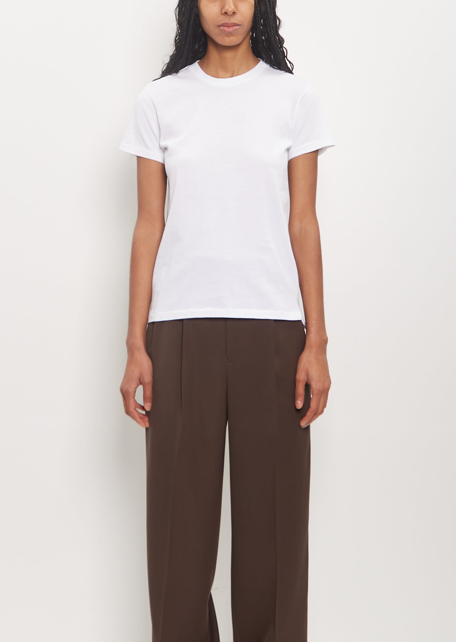 【みい】AURALEE SEAMLESS CREW NECK TEE AURALEE - SEAMLESS CREW NECK TEE WHITE – SOLAR MTP