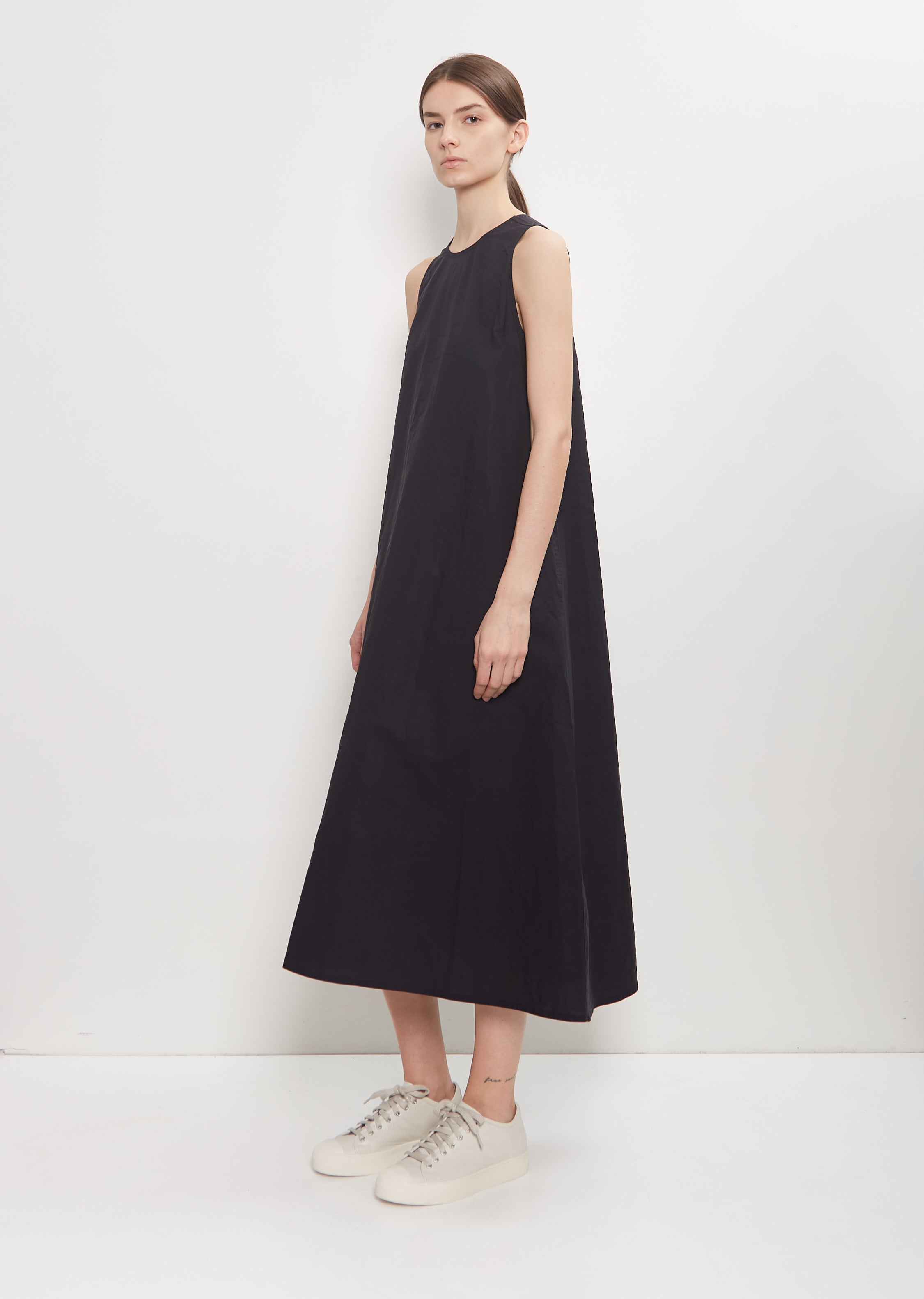 Dao Sleeveless Trapeze Dress La Garonne Dao Sleeveless Trapeze Dress La Garonne