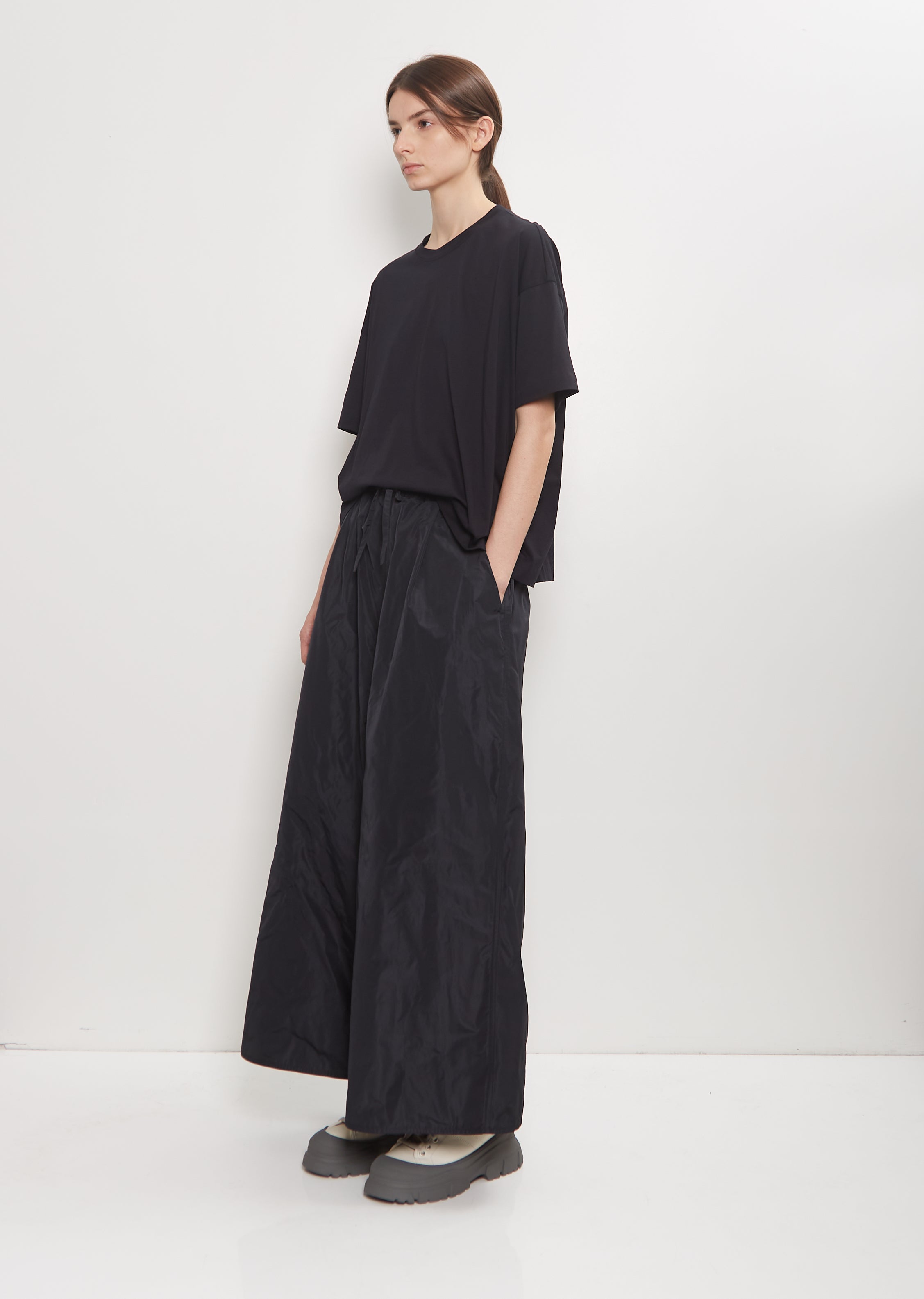 【PORTERNA】Bohen Stud Trousers Palau Technical Wide Pants — Tattoo – La Garçonne