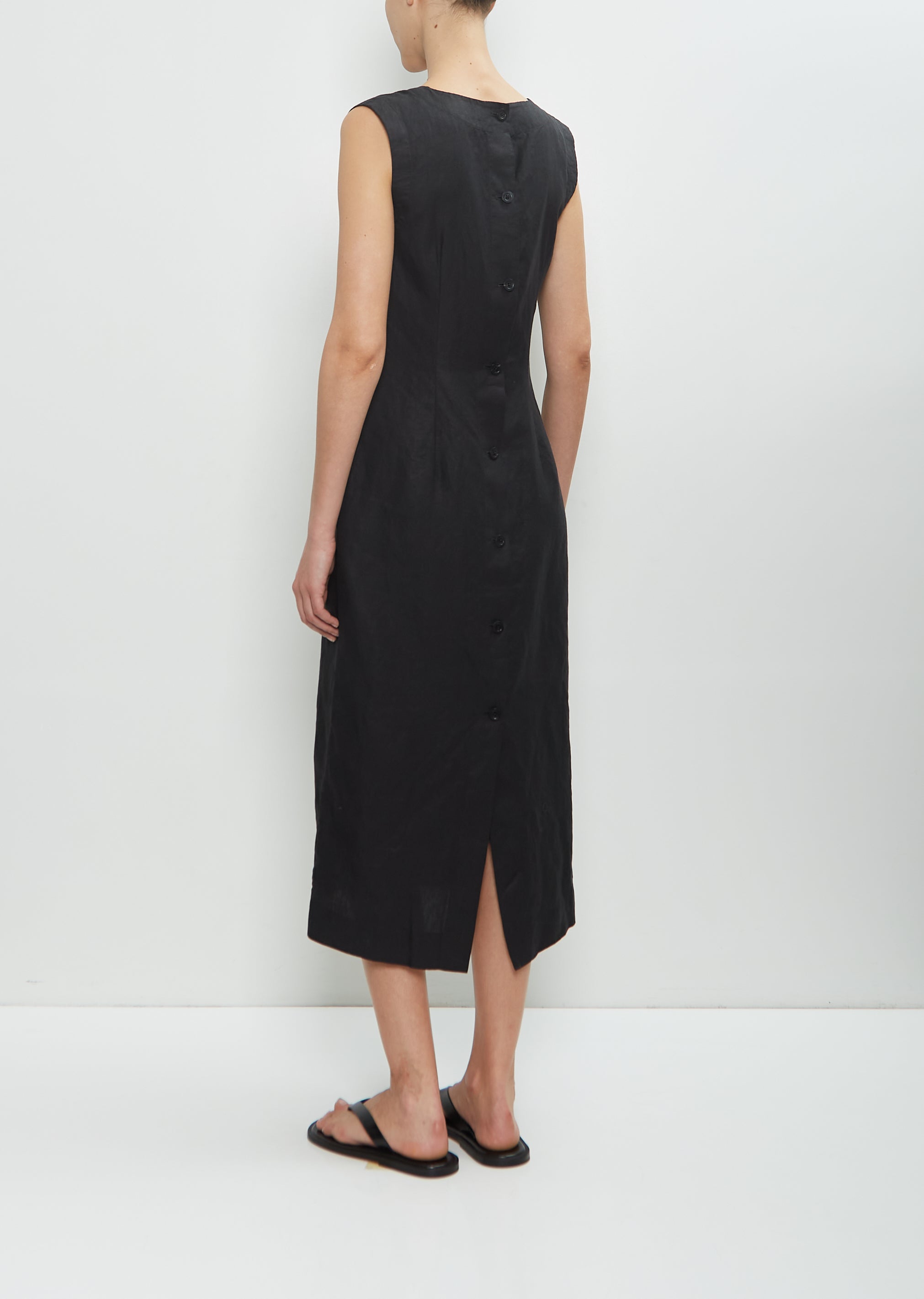 Linen Back Button Dress La Garonne Linen Back Button Dress La Garonne