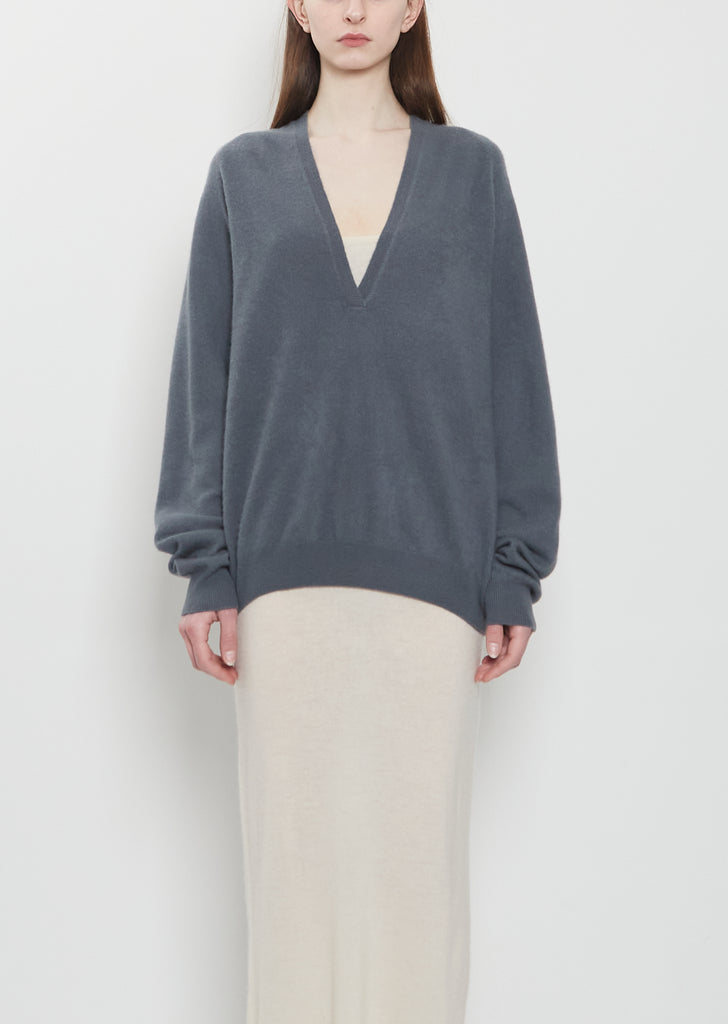 Johnny Cashmere Sweater — Dark Grey