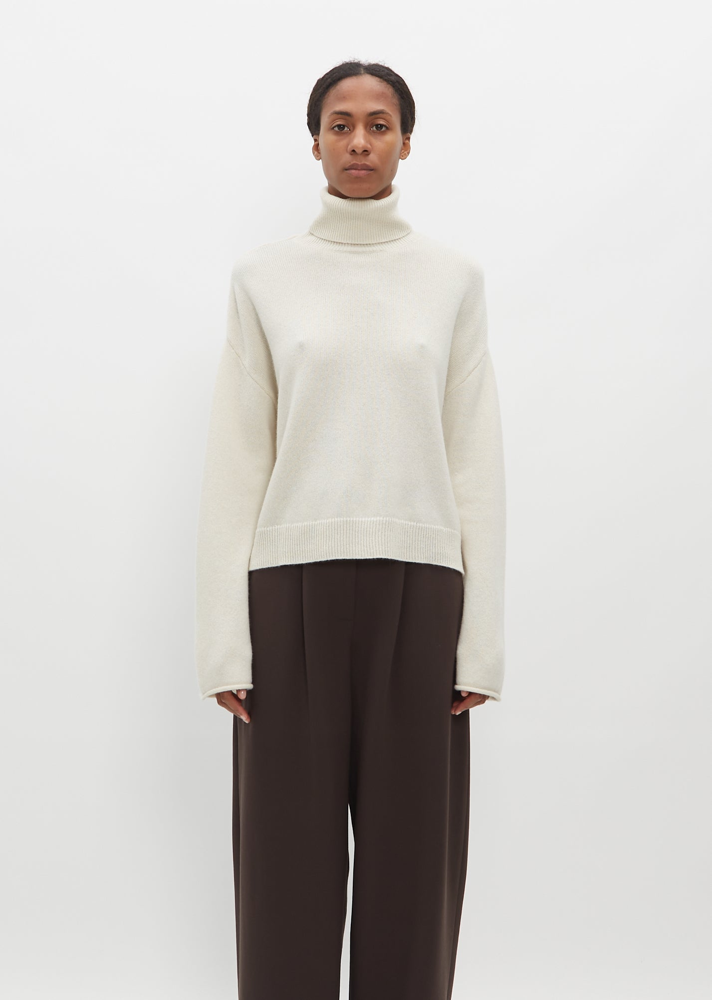 Cashmere Sweater — Off White – Garçonne