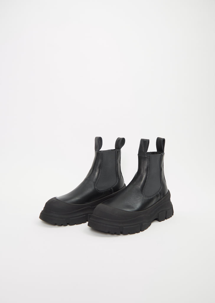 Fabulous Boot — Black