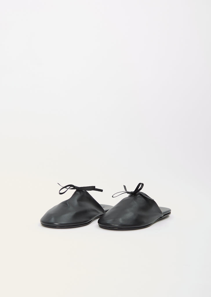 Slipper with Bow — Black