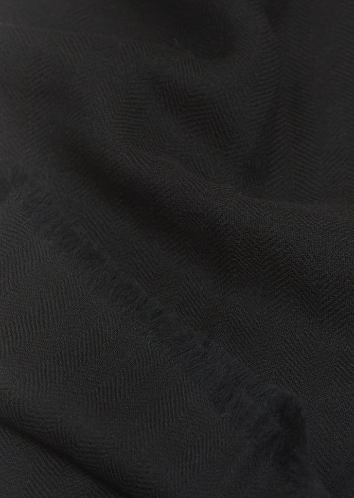 Summer Kiri Cashmere Stole — Black
