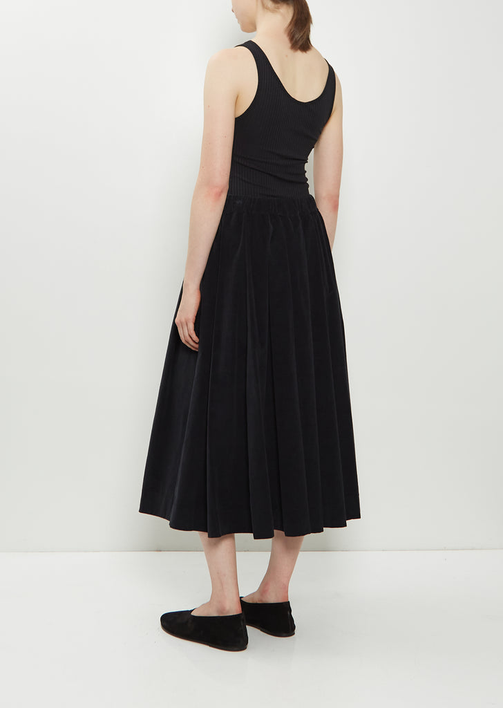 Pleated Stretch Cotton Long Skirt — Black