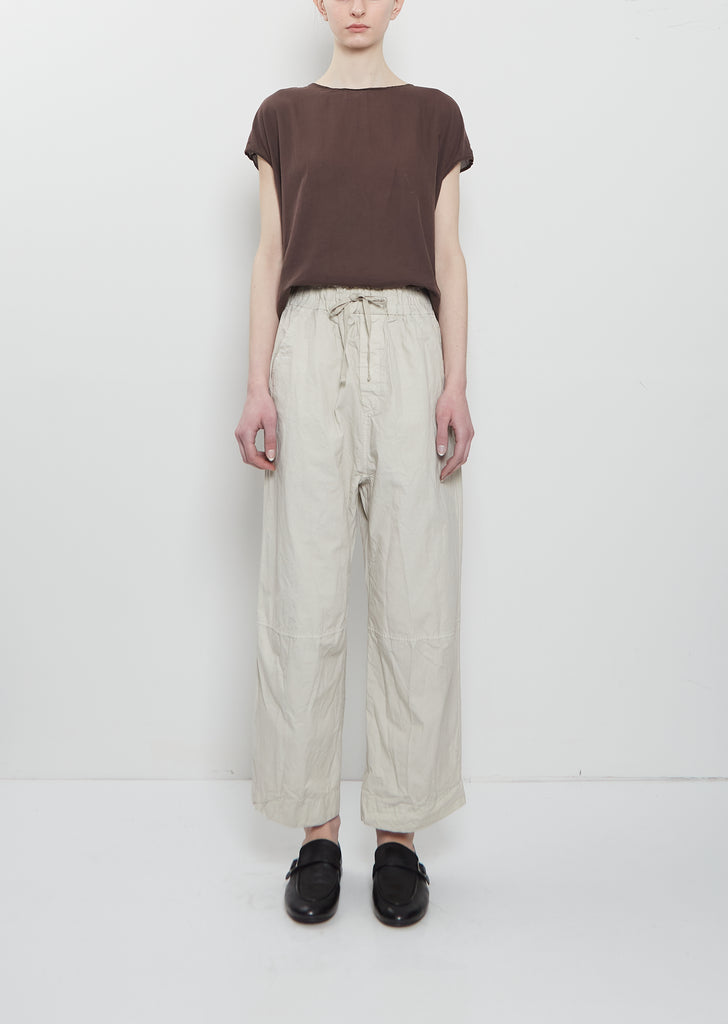 Compact Cotton Wide & Short Knee Pant — Pebble