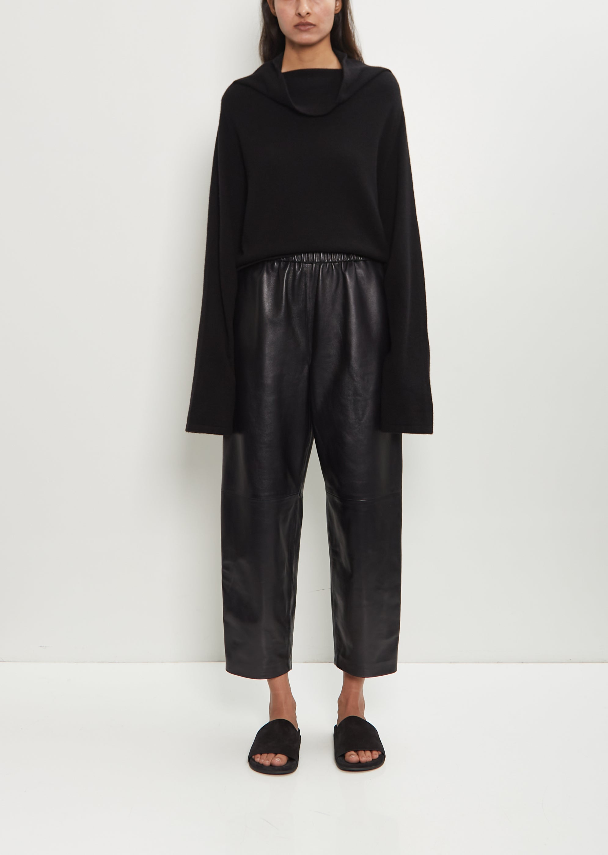 Leather Carrot Pants – La Garçonne