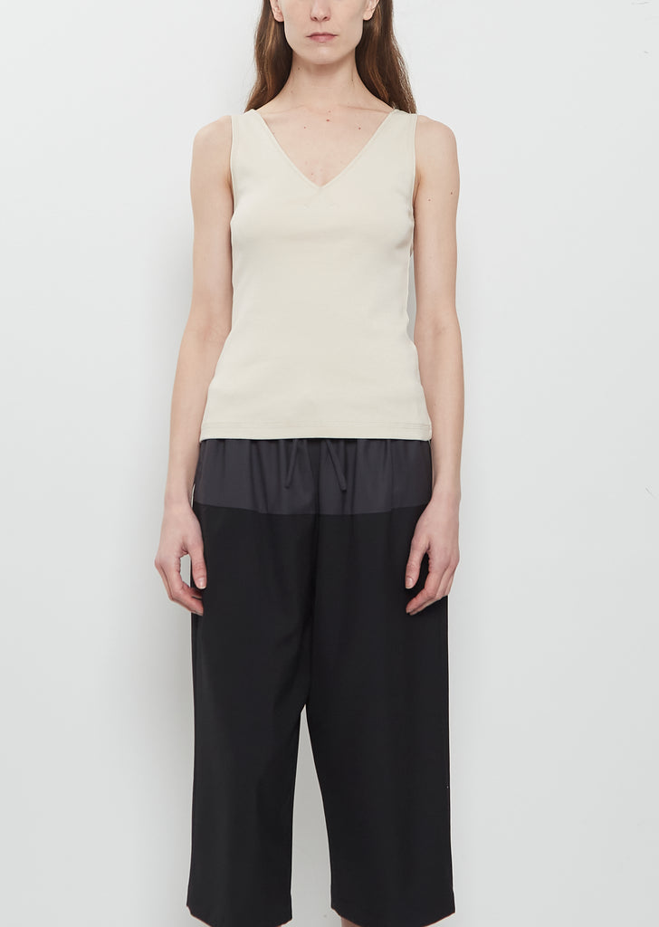 Ribbed Cotton V-Tank — Oatmilk