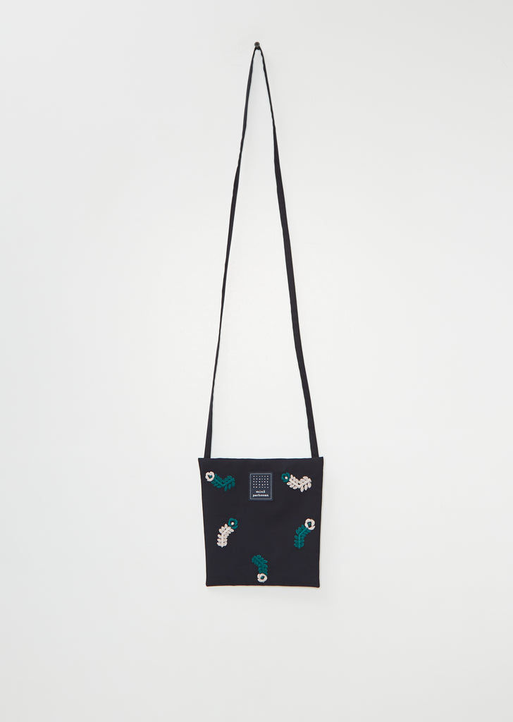 Petal Feather Wool Silk Pocket Bag