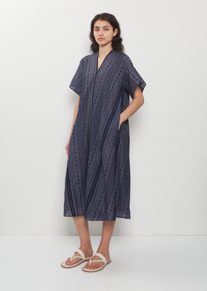 V-Neck Embroidery Cotton Ramie Dress — Navy
