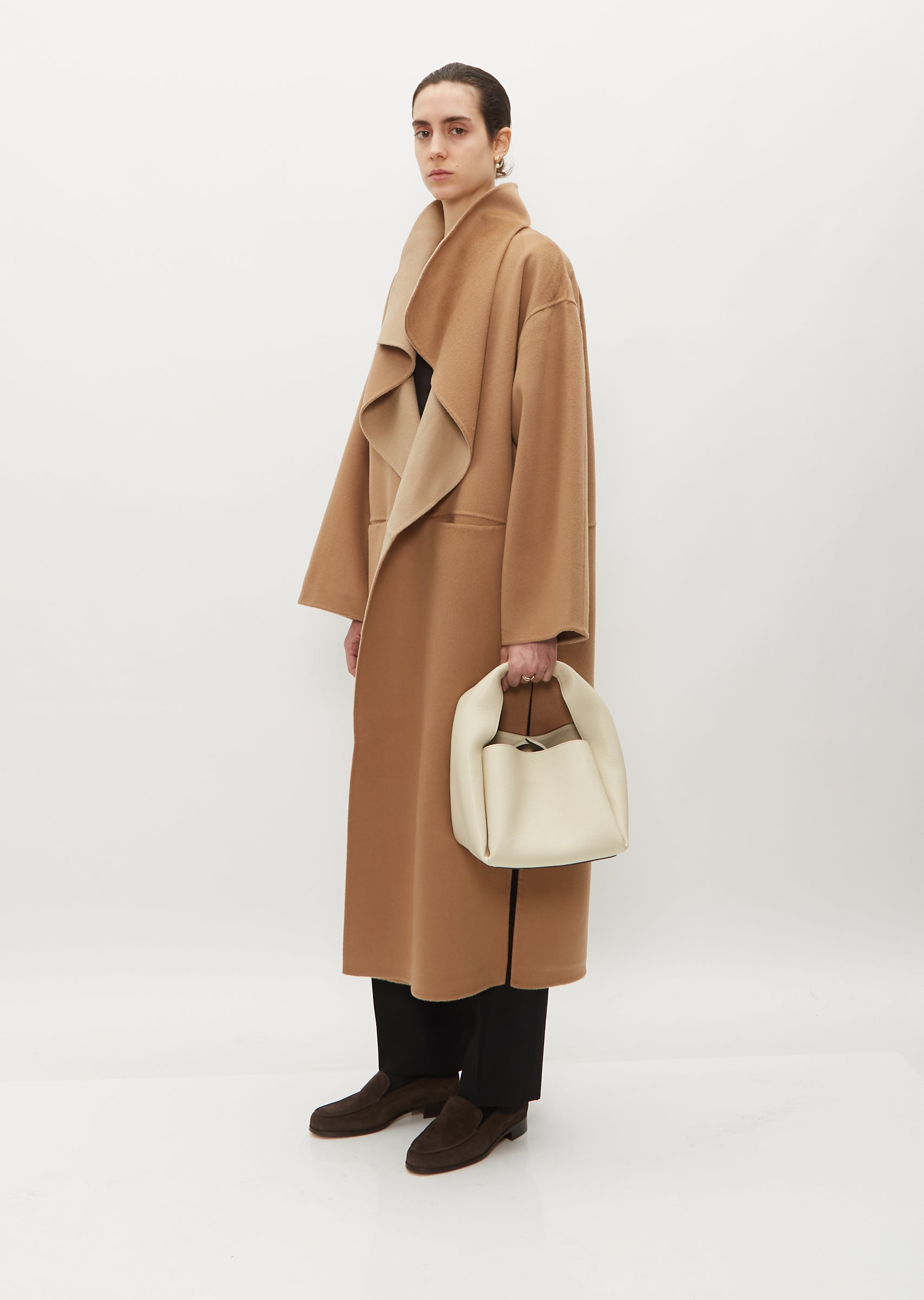 Bucket Bag — Milk – La Garçonne