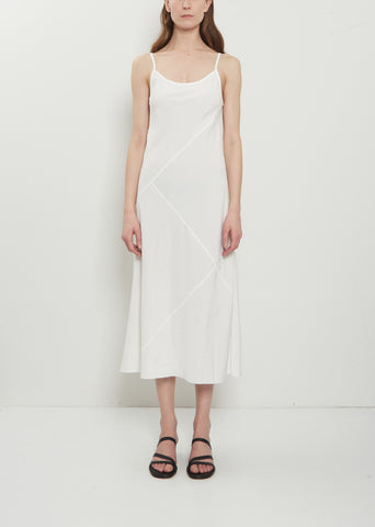 Bias Fluid Slip — White