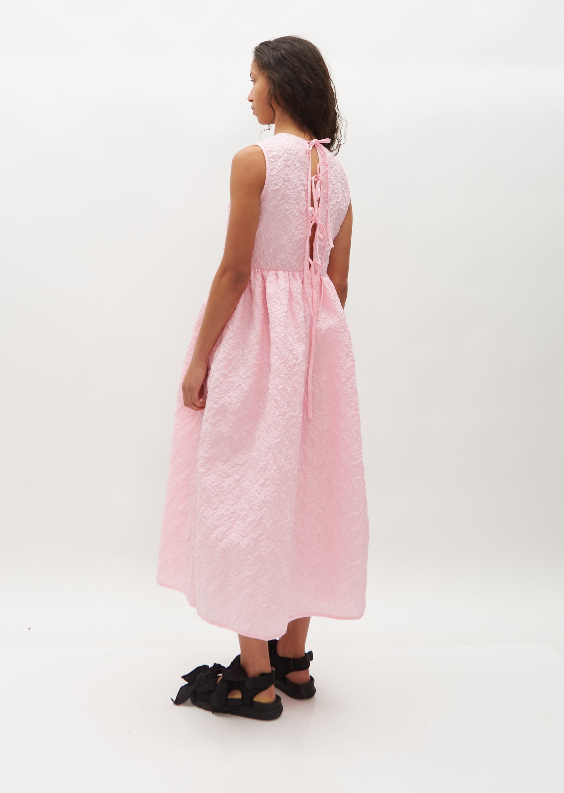 cecilie copenhagen pink dress Ending the week on a Cecilie Copenhagen high !!! Shop the super flattering GILLIAN Dress by @ceciliecopenhagen with 25% OFF use code EMIA25 on our site EMIAFASHION.COM.AU xoxo #emia #ceciliecopenhagen #sale #