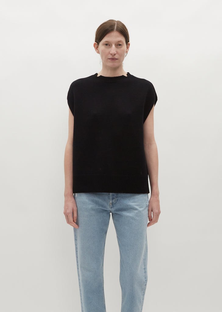 Sagar Short Sleeve Sweater — Black