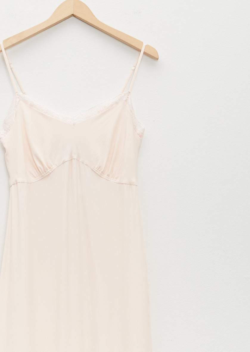 Slip Dress W/ Deep Lace Trim Pale Rose La Garonne Slip Dress W/ Deep Lace Trim Pale Rose La Garonne
